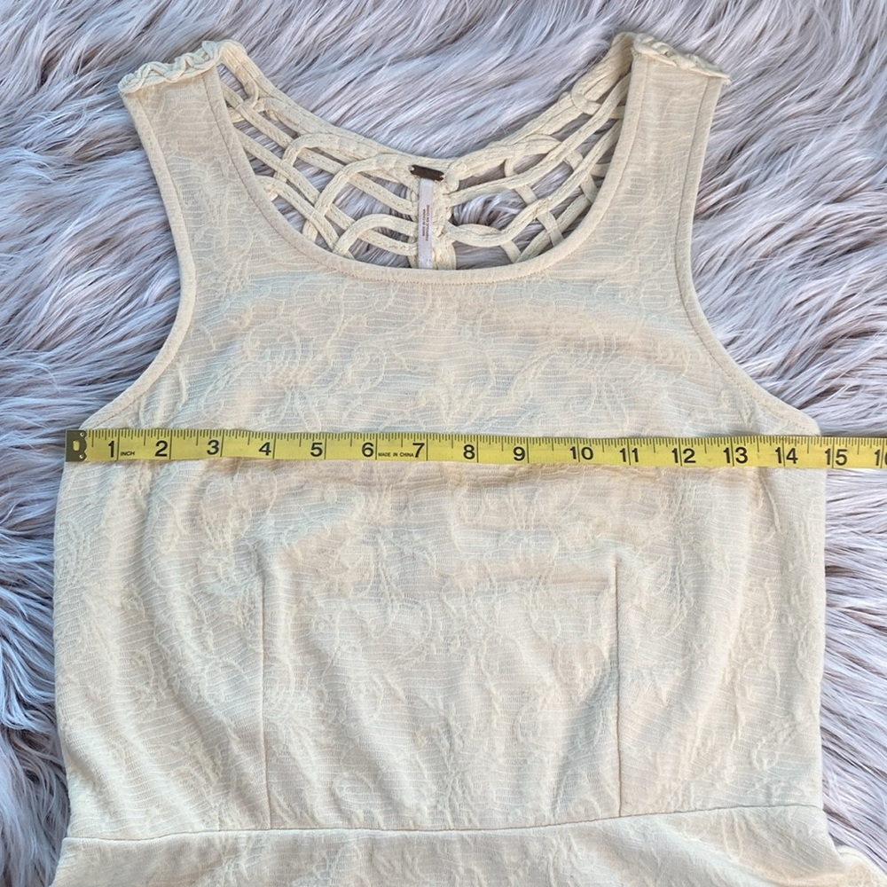 Free People Macrame Peplum Sleeveless Top in Cream / Ivory Small - Picture 4 of 7